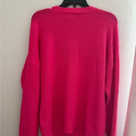 Hot Pink Cardigan Size XL 5 x $25 - Picture 2 of 3